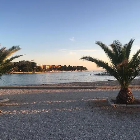 Antonia - 150m From Sea Guest house