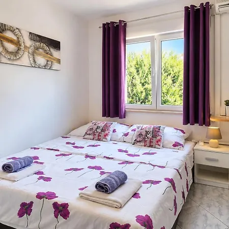 Guest house Nelly Umag